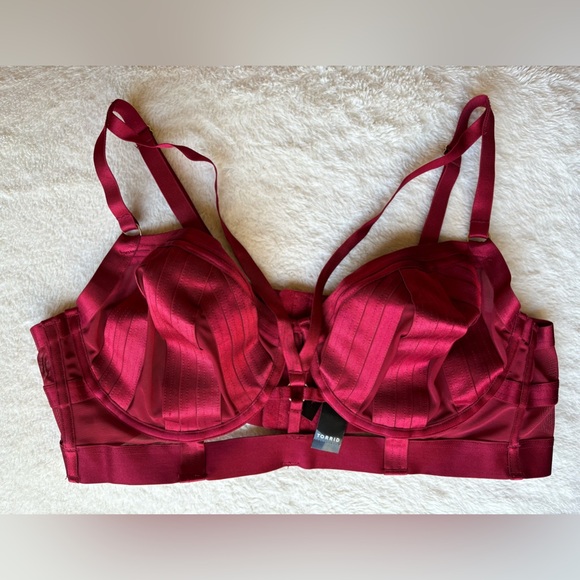 NWT Torrid Sexy Red Strappy Mesh Underwire Bra 1X - Picture 2 of 9